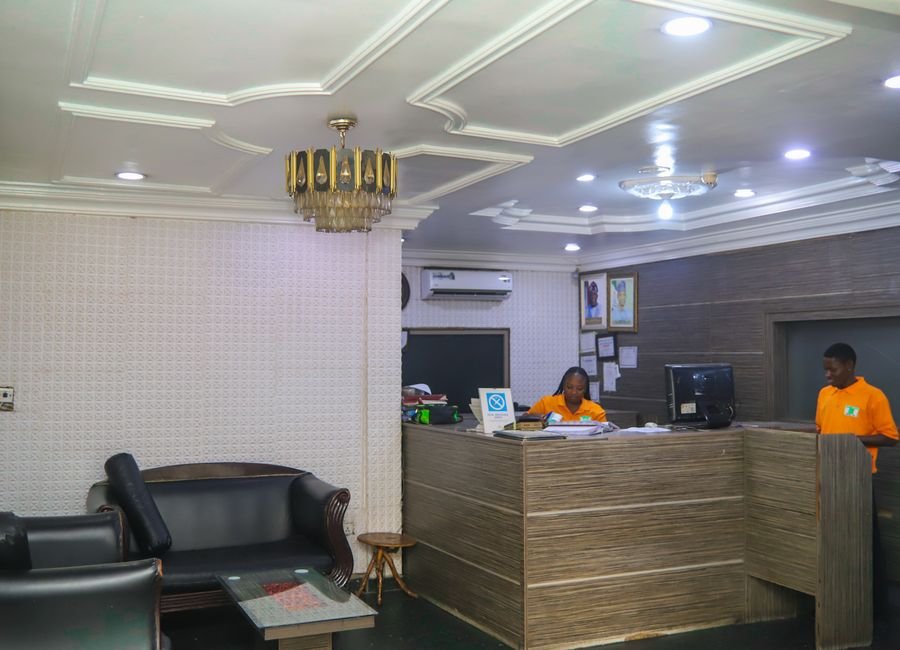 FreshLand Hotels lobby Karu